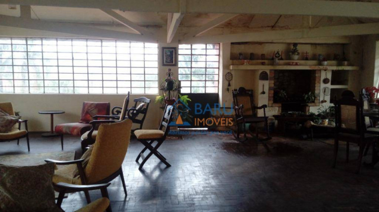 Imagem Casa com 4 Quartos à Venda, 350 m² em Pacaembu - São Paulo Imagem Casa com 4 Quartos à Venda, 350 m² em Pacaembu - São Paulo