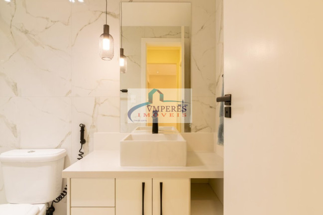Imagem Apartamento com 2 Quartos à Venda, 75 m² em Copacabana - Rio De Janeiro Imagem Apartamento com 2 Quartos à Venda, 75 m² em Copacabana - Rio De Janeiro
