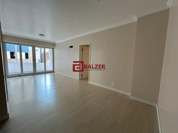 Imagem Apartamento com 3 Quartos à Venda, 139 m² em Centro - Florianópolis Imagem Apartamento com 3 Quartos à Venda, 139 m² em Centro - Florianópolis