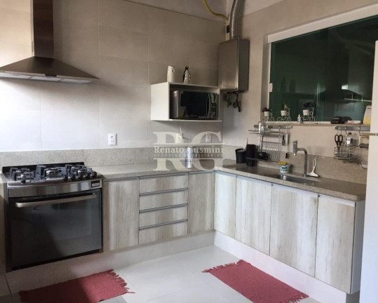 Casa com 6 Quartos à Venda, 260 m² em Barra Da Tijuca - Rio De Janeiro