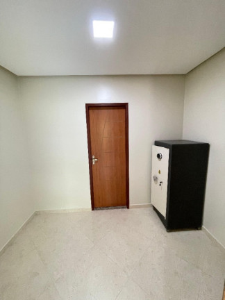 Imagem Casa com 4 Quartos à Venda, 293 m² em Centro - Manaus Imagem Casa com 4 Quartos à Venda, 293 m² em Centro - Manaus