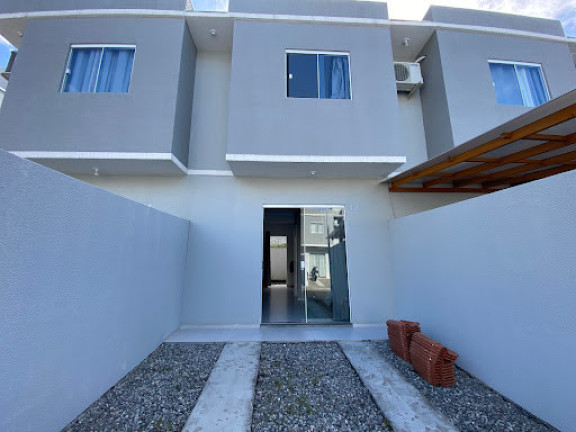 Imagem Sobrado com 2 Quartos à Venda, 72 m² em Espinheiros - Itajaí Imagem Sobrado com 2 Quartos à Venda, 72 m² em Espinheiros - Itajaí