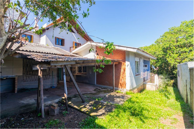 Imagem Casa com 3 Quartos à Venda, em Santa Tereza - Porto Alegre Imagem Casa com 3 Quartos à Venda, em Santa Tereza - Porto Alegre
