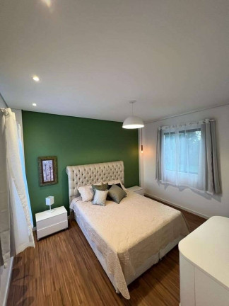 Imagem Casa com 3 Quartos para Alugar,  em Vilarejo - Carapicuíba