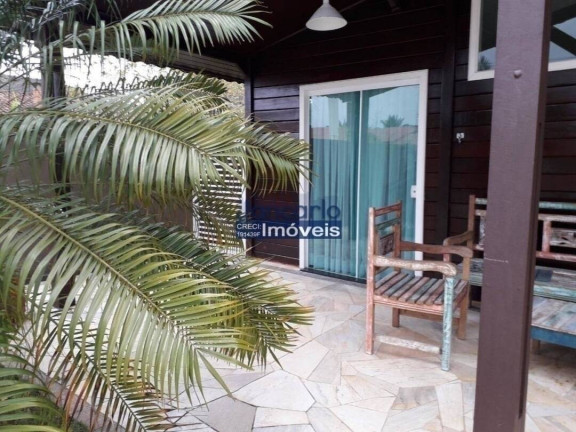 Imagem Casa com 6 Quartos para Temporada, 180 m² em Morada Da Praia - Bertioga Imagem Casa com 6 Quartos para Temporada, 180 m² em Morada Da Praia - Bertioga