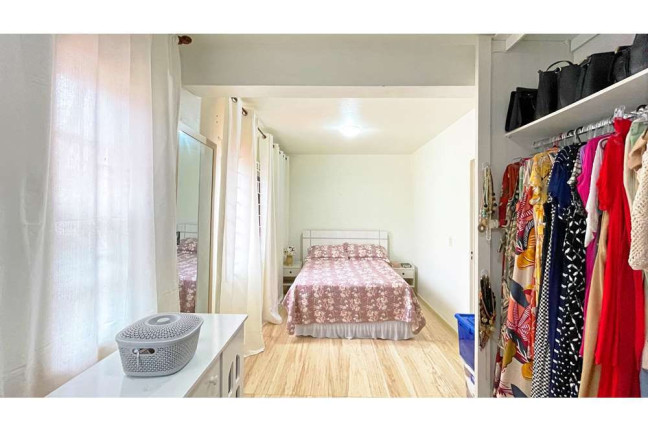 Imagem Casa com 2 Quartos à Venda, 320 m² em Partenon - Porto Alegre Imagem Casa com 2 Quartos à Venda, 320 m² em Partenon - Porto Alegre