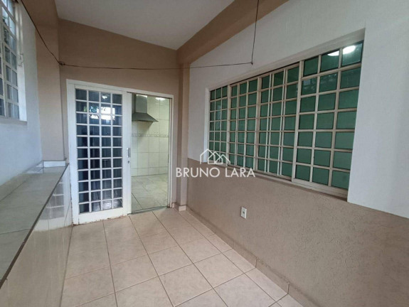 Imagem Casa com 4 Quartos para Alugar, 220 m² em Três Poderes - Igarapé Imagem Casa com 4 Quartos para Alugar, 220 m² em Três Poderes - Igarapé