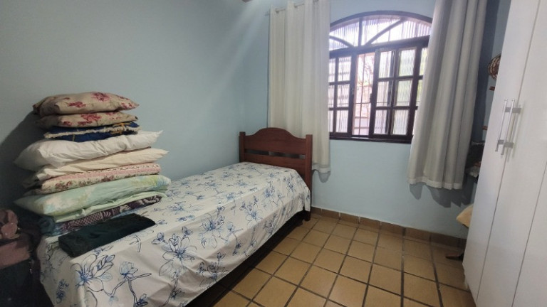 Imagem Casa com 1 Quarto à Venda, 300 m² em Das Laranjeiras - Serra Imagem Casa com 1 Quarto à Venda, 300 m² em Das Laranjeiras - Serra