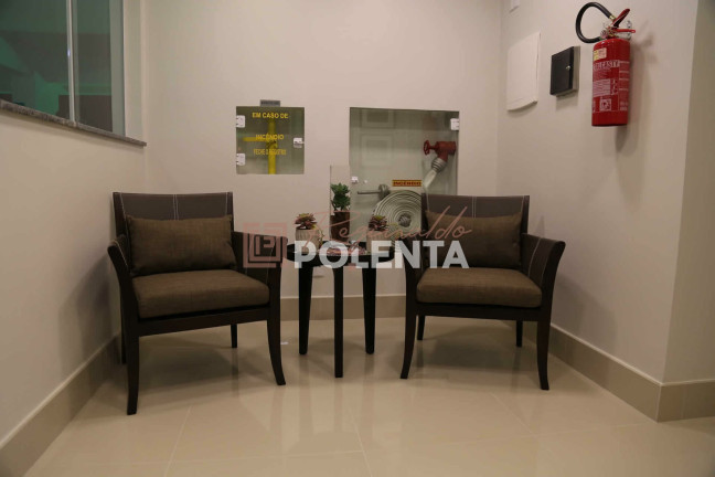 Imagem Apartamento com 2 Quartos à Venda, 61 m² em Pinheirinho - Criciúma
