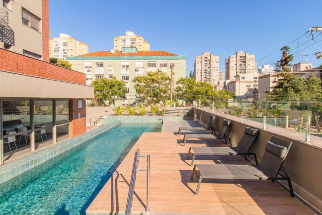 Imagem Imóvel com 2 Quartos à Venda,  em Passo Da Areia - Porto Alegre