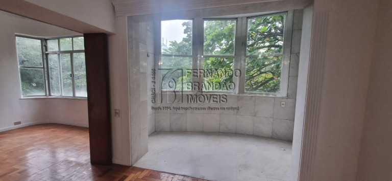 Imagem Imóvel com 3 Quartos à Venda, 118 m² em Copacabana - Rio De Janeiro Imagem Imóvel com 3 Quartos à Venda, 118 m² em Copacabana - Rio De Janeiro