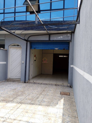 Casa com 8 Quartos para Alugar, 174 m²
