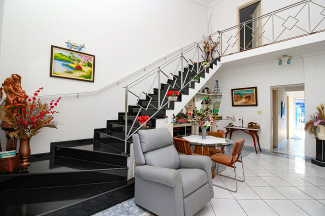 Imagem Casa com 4 Quartos à Venda, 575 m² em Encruzilhada - Santos Imagem Casa com 4 Quartos à Venda, 575 m² em Encruzilhada - Santos