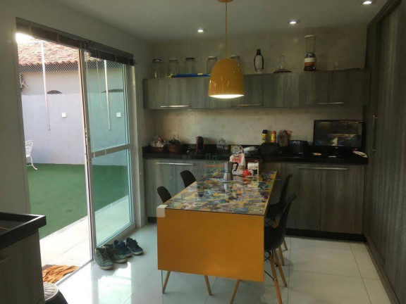 Imagem Casa com 3 Quartos à Venda, 297 m² em Maravista - Niterói Imagem Casa com 3 Quartos à Venda, 297 m² em Maravista - Niterói