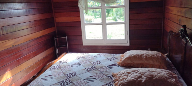 Imagem Chácara com 1 Quarto à Venda, 120 m² em Alto Do Cardoso - Pindamonhangaba Imagem Chácara com 1 Quarto à Venda, 120 m² em Alto Do Cardoso - Pindamonhangaba