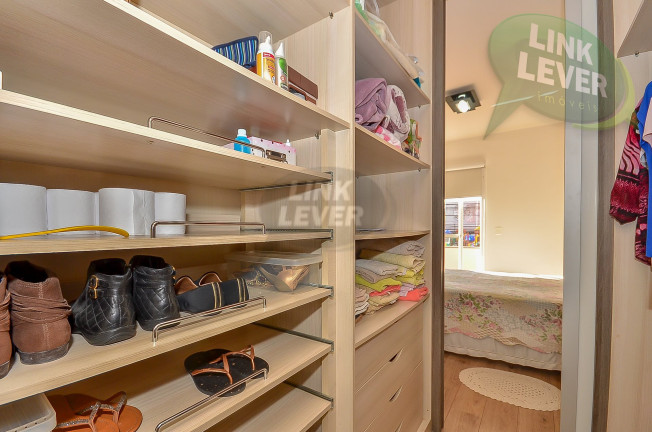 Imagem Sobrado com 3 Quartos à Venda, 164 m² em Boa Vista - Curitiba