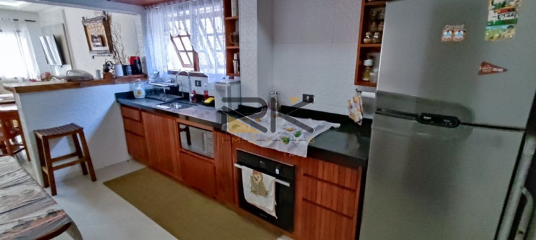 Imagem Sobrado com 3 Quartos à Venda, 155 m² em Itaguá - Ubatuba