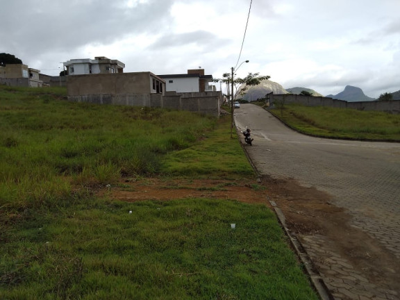 Imóvel à Venda, 300 m² em Universo - Cariacica