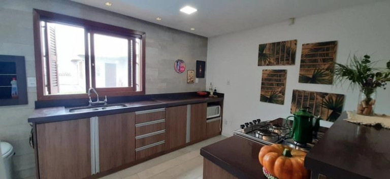 Imagem Casa com 4 Quartos à Venda, 188 m² em Centro - Xangri-la Imagem Casa com 4 Quartos à Venda, 188 m² em Centro - Xangri-la