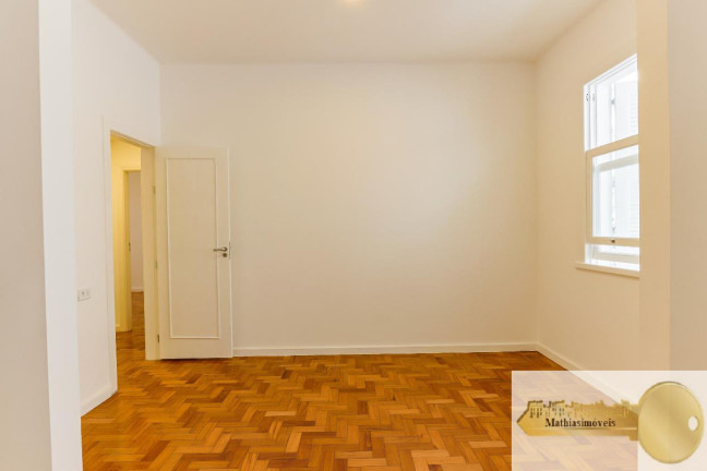 Imagem Apartamento com 3 Quartos à Venda, 110 m² em Lagoa - Rio De Janeiro Imagem Apartamento com 3 Quartos à Venda, 110 m² em Lagoa - Rio De Janeiro