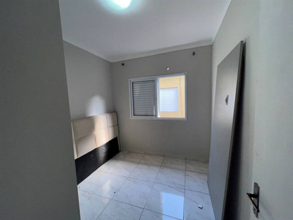 Imagem Casa de Condomínio com 2 Quartos à Venda, 60 m² em Guilhermina - Praia Grande Imagem Casa de Condomínio com 2 Quartos à Venda, 60 m² em Guilhermina - Praia Grande