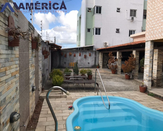 Imagem Casa com 4 Quartos à Venda, 600 m² em Cristo Redentor - João Pessoa Imagem Casa com 4 Quartos à Venda, 600 m² em Cristo Redentor - João Pessoa