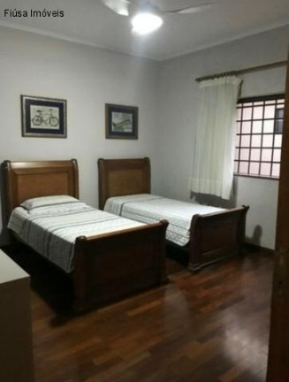 Imagem Casa com 4 Quartos à Venda, em Independência - Ribeirão Preto Imagem Casa com 4 Quartos à Venda, em Independência - Ribeirão Preto