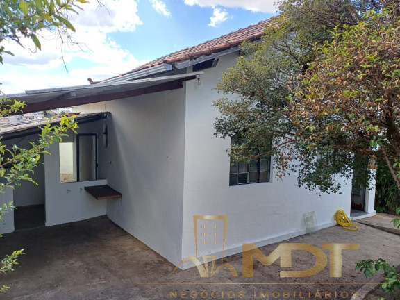 Imagem Casa com 3 Quartos à Venda, 120 m² em Copacabana - Belo Horizonte Imagem Casa com 3 Quartos à Venda, 120 m² em Copacabana - Belo Horizonte