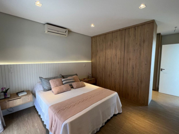Casa com 4 Quartos à Venda, 293 m² em Urbanova - São José Dos Campos
