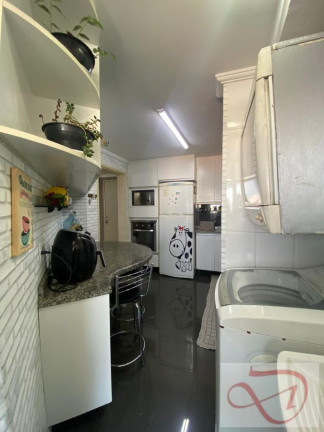Imagem Apartamento com 3 Quartos à Venda, 72 m² em Parque Jaçatuba - Santo André
