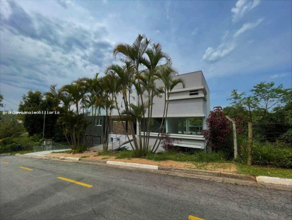 Imagem Casa à Venda, em Chácara Dos Lagos - Carapicuíba Imagem Casa à Venda, em Chácara Dos Lagos - Carapicuíba