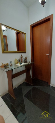 Imagem Casa com 3 Quartos à Venda, 400 m² em Santa Mônica Popular - Vila Velha Imagem Casa com 3 Quartos à Venda, 400 m² em Santa Mônica Popular - Vila Velha