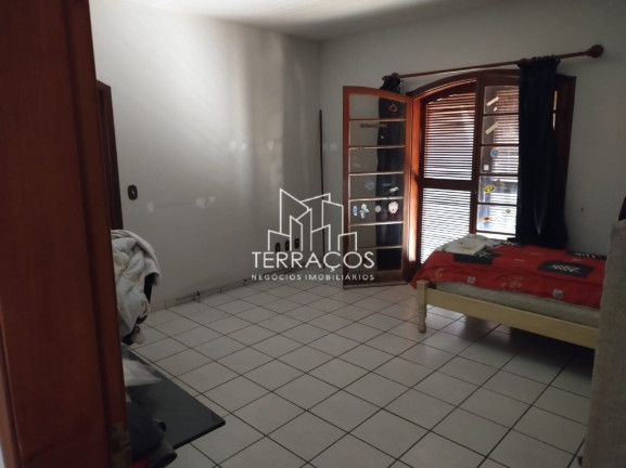 Imagem Sobrado com 4 Quartos à Venda, 650 m² em Vila M Genoveva - Jundiaí Imagem Sobrado com 4 Quartos à Venda, 650 m² em Vila M Genoveva - Jundiaí