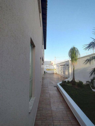 Imagem Sobrado com 6 Quartos à Venda, 339 m² em Centro - Getulina