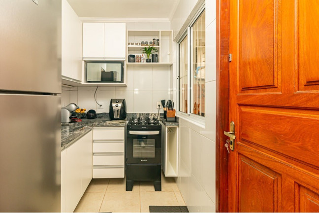Imagem Casa com 2 Quartos à Venda, em Ipanema - Porto Alegre Imagem Casa com 2 Quartos à Venda, em Ipanema - Porto Alegre