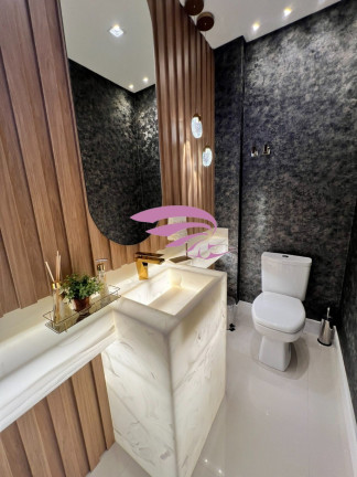 Imagem Imóvel com 3 Quartos à Venda, 159 m² em Meia Praia - Itapema Imagem Imóvel com 3 Quartos à Venda, 159 m² em Meia Praia - Itapema