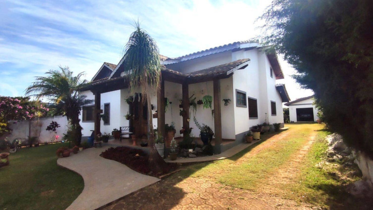 Imagem Casa com 4 Quartos à Venda, 1.000 m² em Chácaras Fernão Dias - Atibaia Imagem Casa com 4 Quartos à Venda, 1.000 m² em Chácaras Fernão Dias - Atibaia