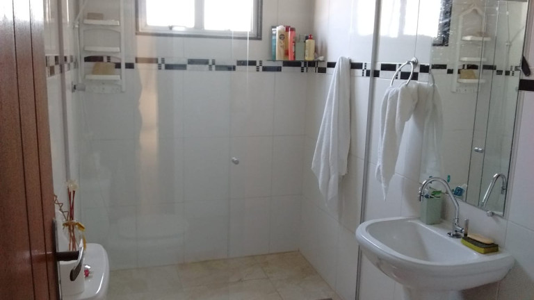 Imagem Casa com 3 Quartos à Venda, 275 m² em Campo Grande - Cariacica Imagem Casa com 3 Quartos à Venda, 275 m² em Campo Grande - Cariacica