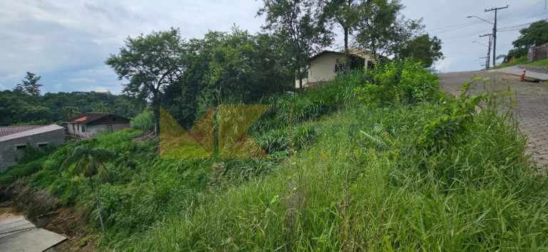 Imagem Imóvel à Venda, 634 m² em Velha - Blumenau Imagem Imóvel à Venda, 634 m² em Velha - Blumenau