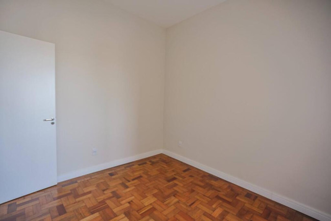 Imagem Imóvel com 2 Quartos à Venda, em Moinhos De Vento - Porto Alegre Imagem Imóvel com 2 Quartos à Venda, em Moinhos De Vento - Porto Alegre