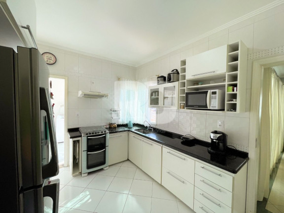 Imagem Casa com 3 Quartos à Venda, 295 m² em Aruã - Mogi Das Cruzes Imagem Casa com 3 Quartos à Venda, 295 m² em Aruã - Mogi Das Cruzes