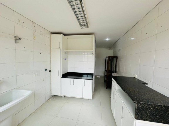 Imagem Casa com 4 Quartos para Alugar, 750 m² em Praia Dos Amores - Balneário Camboriú