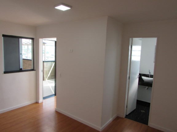 Imagem Imóvel com 3 Quartos à Venda, 90 m² em Jardim Santa Terezinha (zona Leste) - São Paulo Imagem Imóvel com 3 Quartos à Venda, 90 m² em Jardim Santa Terezinha (zona Leste) - São Paulo
