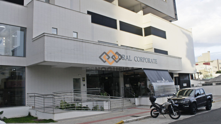 Imagem Sala Comercial à Venda, 49 m² em Coqueiros - Florianópolis Imagem Sala Comercial à Venda, 49 m² em Coqueiros - Florianópolis