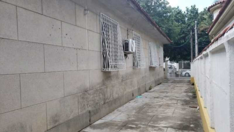 Imagem Imóvel com 3 Quartos para Alugar, 164 m² em Campo Grande - Rio De Janeiro Imagem Imóvel com 3 Quartos para Alugar, 164 m² em Campo Grande - Rio De Janeiro