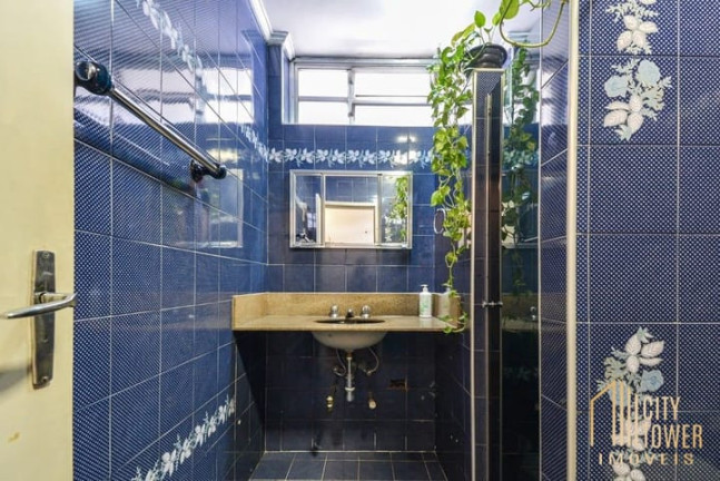 Imagem Casa com 4 Quartos à Venda, 242 m² em Moema - São Paulo Imagem Casa com 4 Quartos à Venda, 242 m² em Moema - São Paulo