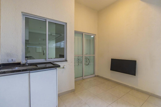 Imagem Apartamento com 2 Quartos para Alugar, 62 m² em Capão Raso - Curitiba Imagem Apartamento com 2 Quartos para Alugar, 62 m² em Capão Raso - Curitiba