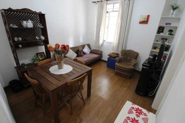 Imagem Apartamento com 1 Quarto para Temporada, 40 m² em Leblon - Rio De Janeiro Imagem Apartamento com 1 Quarto para Temporada, 40 m² em Leblon - Rio De Janeiro