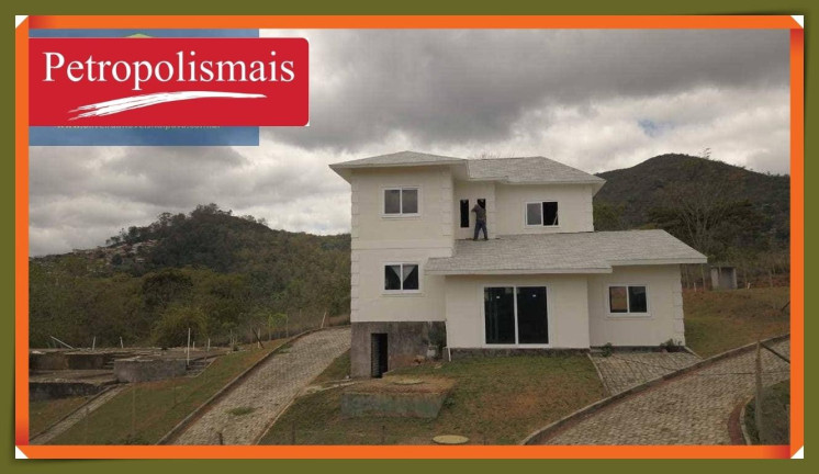 Imagem Casa com 3 Quartos à Venda, 203 m² em Nogueira - Petrópolis Imagem Casa com 3 Quartos à Venda, 203 m² em Nogueira - Petrópolis