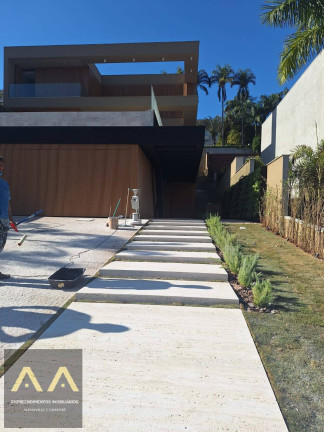 Casa à Venda, 950 m² em Tamboré - Santana De Parnaíba